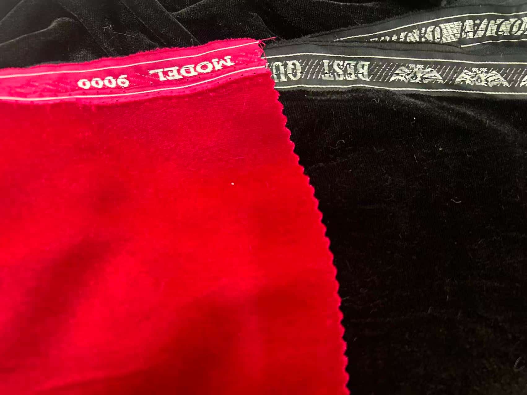 Бархатная ткань